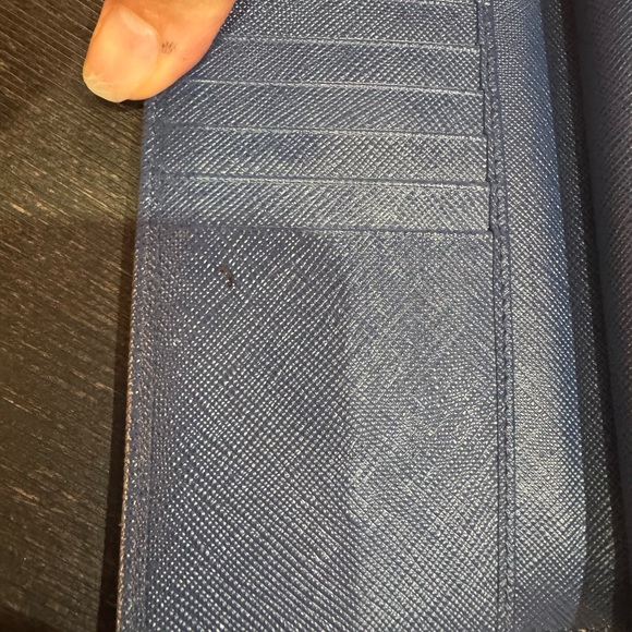 Prada Blue Leather Wallet. Great condition. - Picture 8 of 10